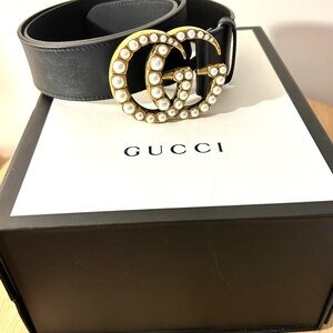 Gucci Black Belt with Gold Pearl GG Buckle